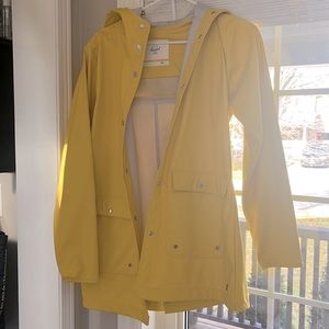 HERSCHEL YELLOW RAINCOAT